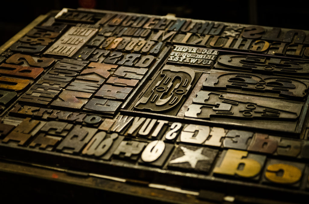 Font vs. Typeface: What's the Difference?