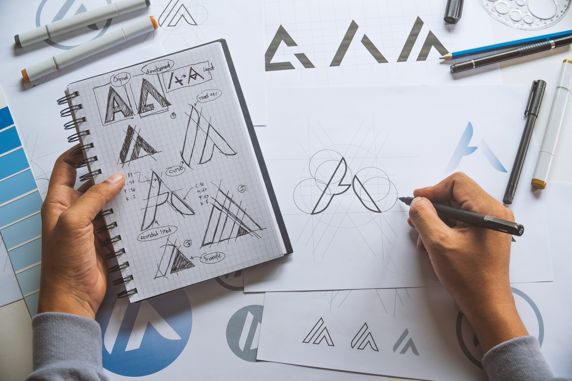 Moving With the Times: 6 Modern Logo Design Trends for 2019 • Online