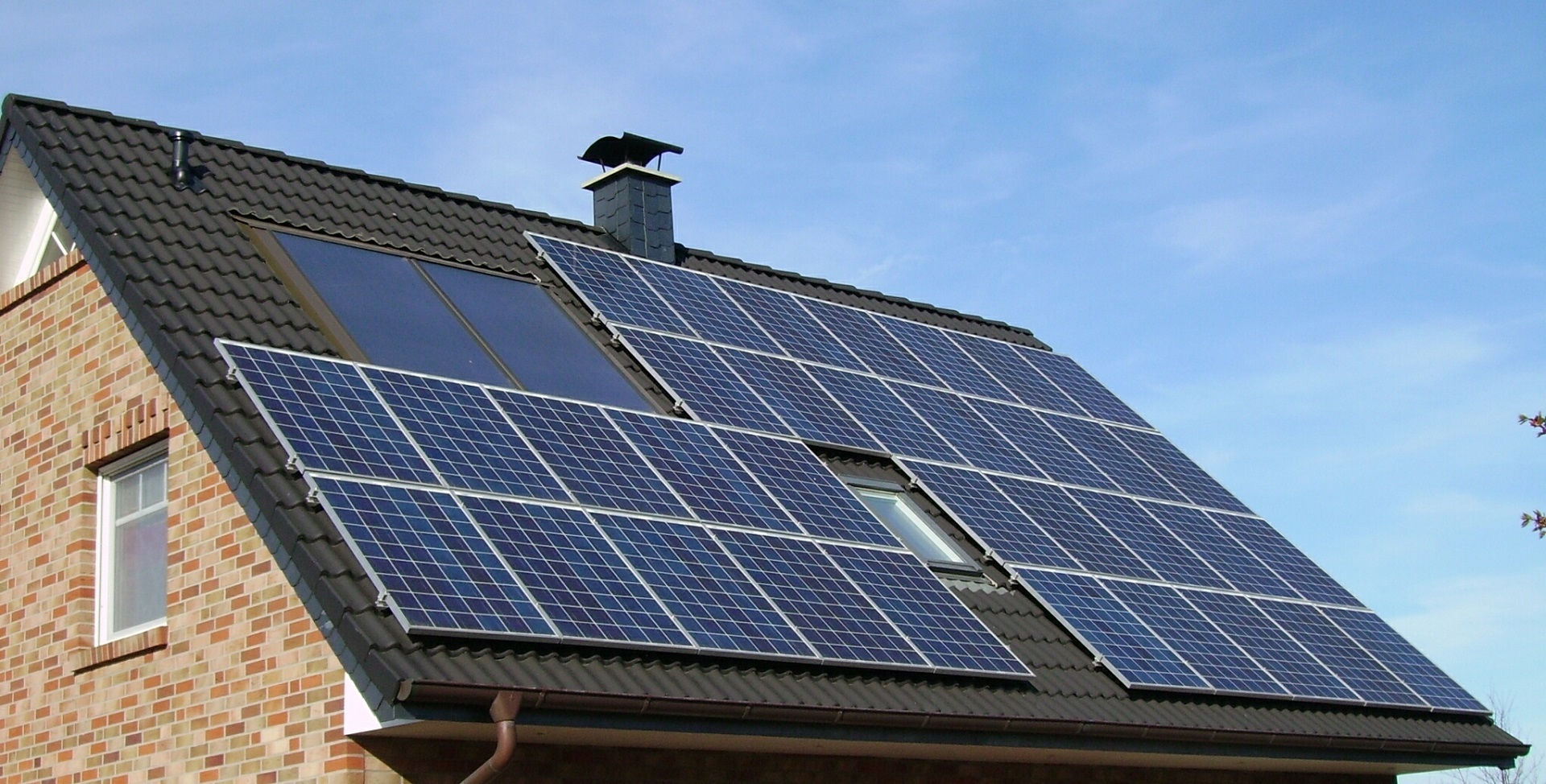 Should You Lease or Buy Solar Panels?